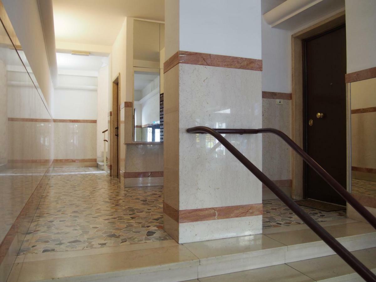 Holiday In Rome Bagian luar foto
